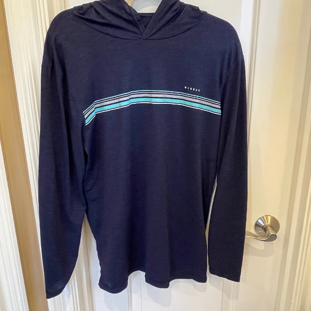 Vissla pullover hooded performance shirt, like new